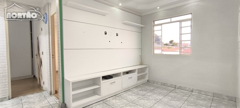 Casa à venda com 3 quartos, 54m² - Foto 2