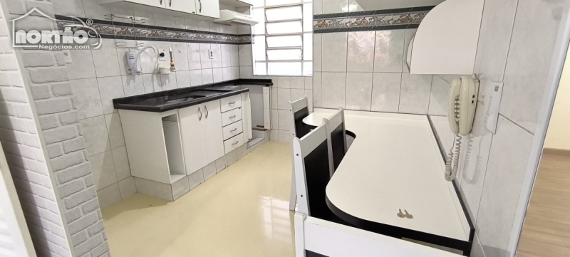 Casa à venda com 3 quartos, 54m² - Foto 5