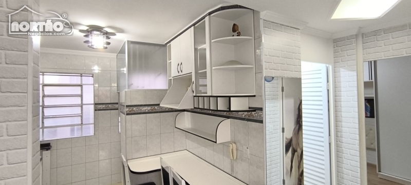 Casa à venda com 3 quartos, 54m² - Foto 10