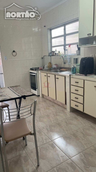 Apartamento a venda no CANTO DO FORTE em Praia Grande/SP