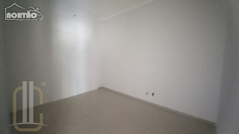 Casa à venda com 5 quartos, 100m² - Foto 5