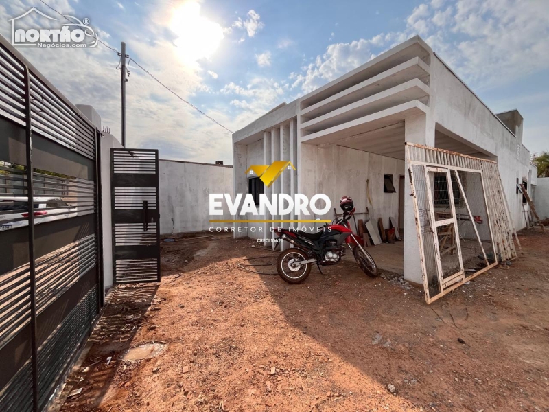 Casa à venda com 3 quartos, 105m² - Foto 5