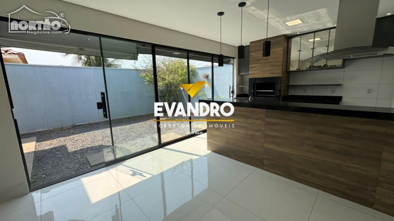 Casa a venda no JARDIM IMPERIAL em Cuiabá/MT