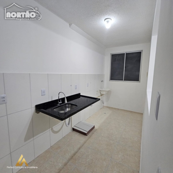 Casa à venda com 3 quartos, 45m² - Foto 5