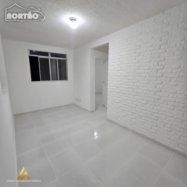 Casa à venda com 3 quartos, 45m² - Foto 6