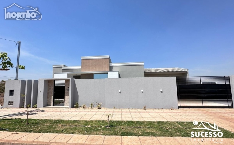 CASA A VENDA NO JARDIM BELO HORIZONTE EM SINOP/MT