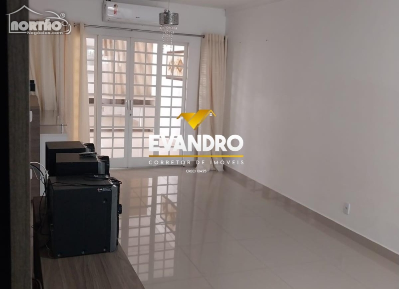 Casa a venda no JARDIM IMPERIAL em Cuiabá/MT