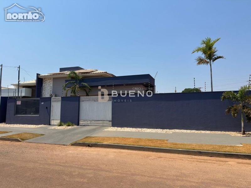 CASA A VENDA NO JARDIM DAS ITAÚBAS EM SINOP/MT