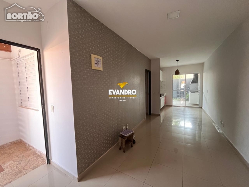 CASA A VENDA NO JARDIM IMPERIAL EM CUIABÁ/MT