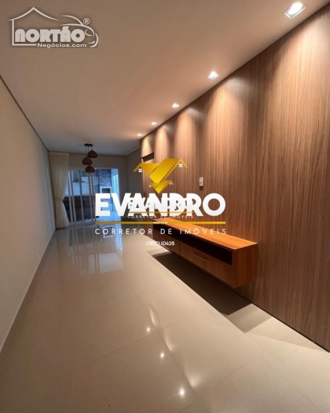 CASA A VENDA NO JARDIM IMPERIAL EM CUIABÁ/MT