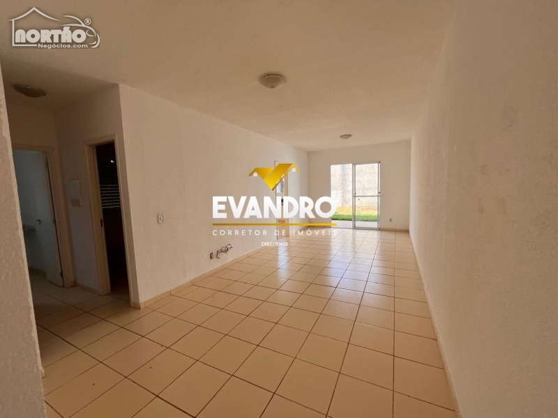 CASA A VENDA NO JARDIM IMPERIAL EM CUIABÁ/MT