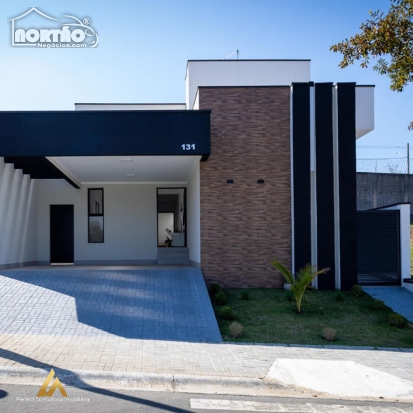 CASA a venda no MORADA DOS NOBRES em Taubaté/SP