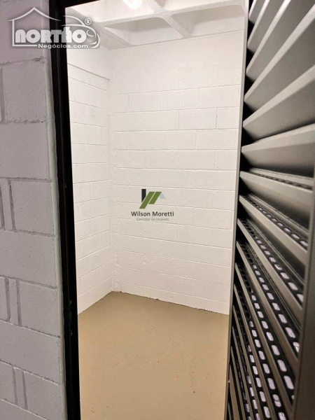 Casa à venda com 5 quartos, 95m² - Foto 10
