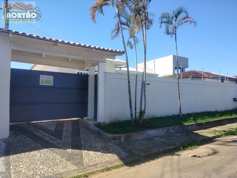 CASA PARA LOCAÇÃO NO CENTRO (S-01) EM VILHENA/RO