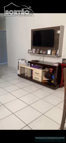 Casa à venda com 5 quartos, 80m² - Foto 3