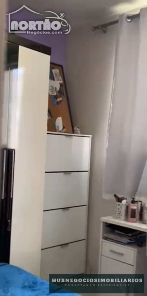 Casa à venda com 5 quartos, 80m² - Foto 10