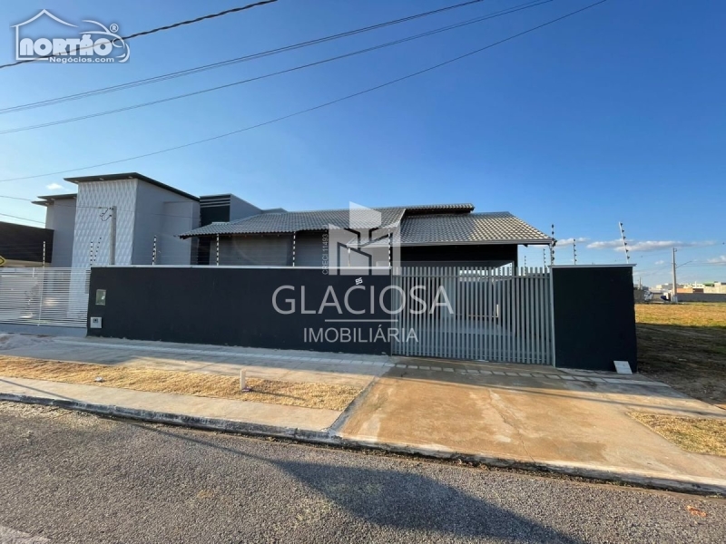 CASA PARA LOCAÇÃO NO RESIDENCIAL PARIS EM SINOP/MT