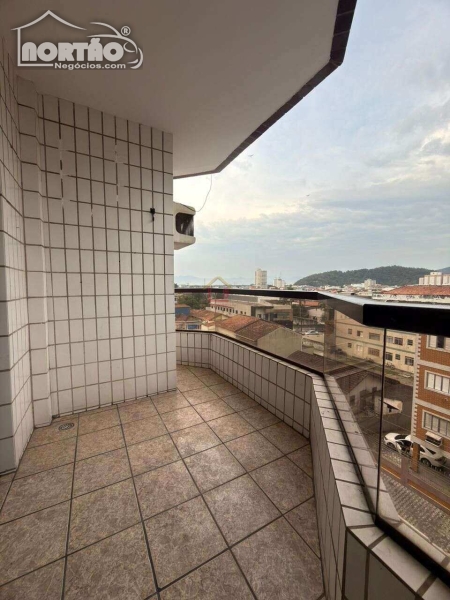APARTAMENTO A VENDA NO BOQUEIRÃO EM PRAIA GRANDE/SP