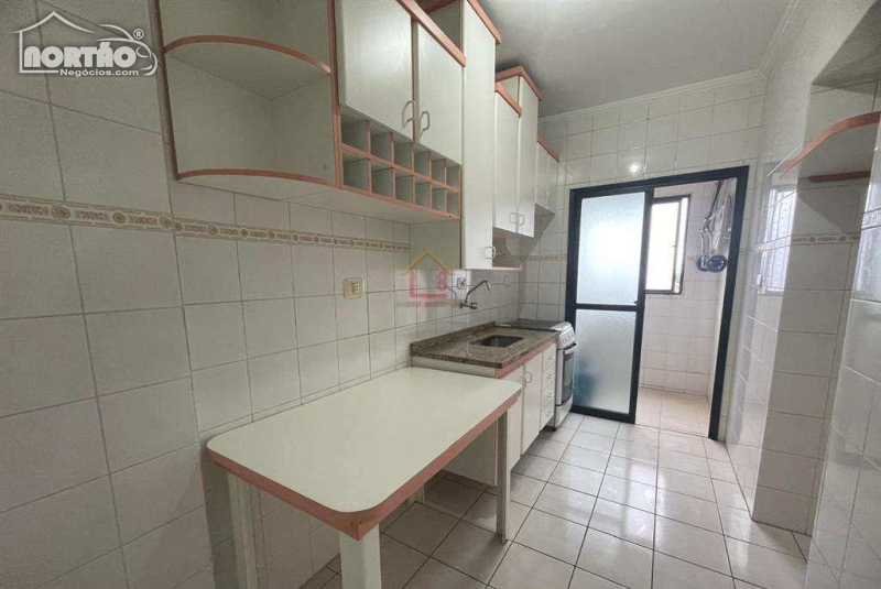 Apartamento a venda no TUPI em Praia Grande/SP