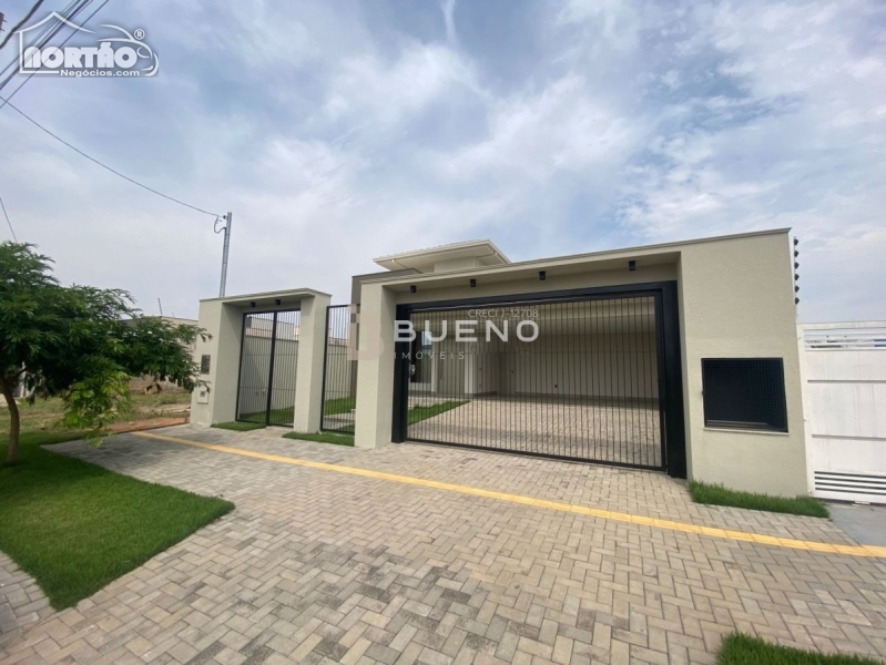 CASA a venda no RESIDENCIAL PARIS em Sinop/MT