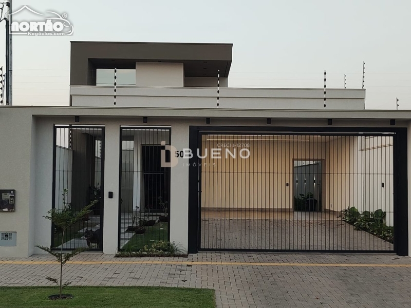 CASA A VENDA NO JARDIM CURITIBA EM SINOP/MT
