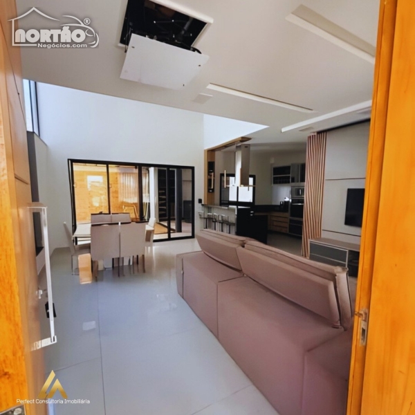 Casa, 4 quartos, 300 m² - Foto 2