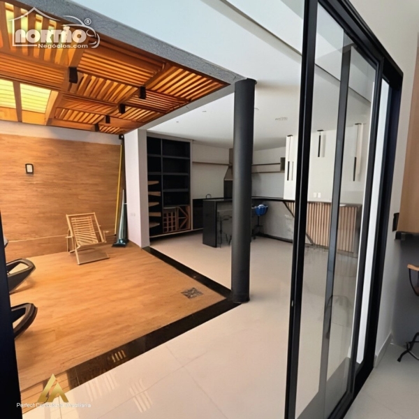 Casa, 4 quartos, 300 m² - Foto 4