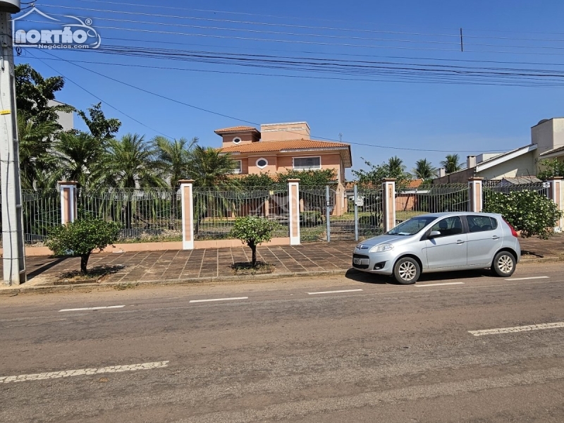 CASA a venda no JARDIM MARINGÁ em Sinop/MT