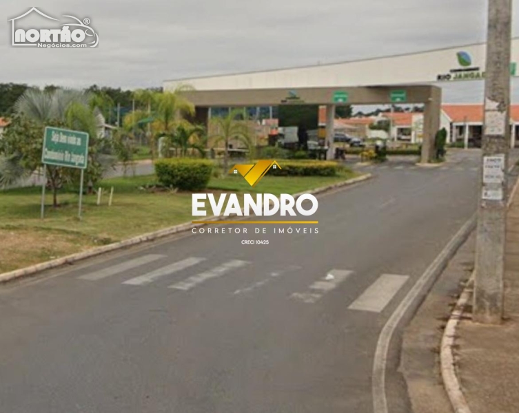 CASA A VENDA NO JARDIM IMPERIAL EM CUIABÁ/MT