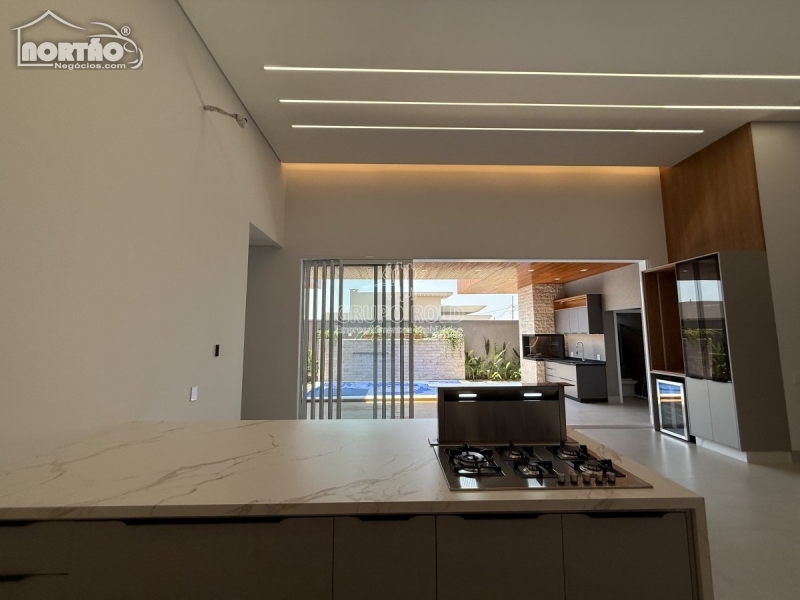 CASA a venda no CONDOMÍNIO AQUARELA DOS POEMAS em Sinop/MT CASA a venda no CONDOMÍNIO AQUARELA DOS POEMAS em Sinop/MT