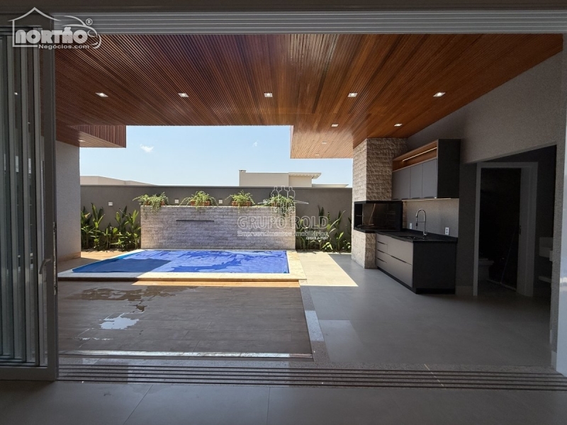 CASA a venda no CONDOMÍNIO AQUARELA DOS POEMAS em Sinop/MT CASA a venda no CONDOMÍNIO AQUARELA DOS POEMAS em Sinop/MT