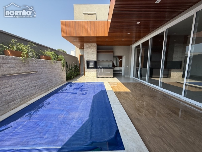 CASA a venda no CONDOMÍNIO AQUARELA DOS POEMAS em Sinop/MT CASA a venda no CONDOMÍNIO AQUARELA DOS POEMAS em Sinop/MT