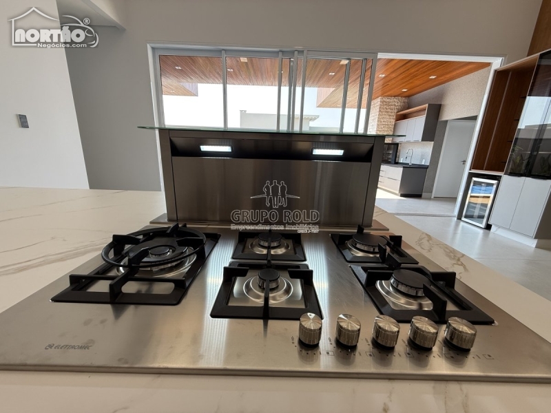 CASA a venda no CONDOMÍNIO AQUARELA DOS POEMAS em Sinop/MT CASA a venda no CONDOMÍNIO AQUARELA DOS POEMAS em Sinop/MT