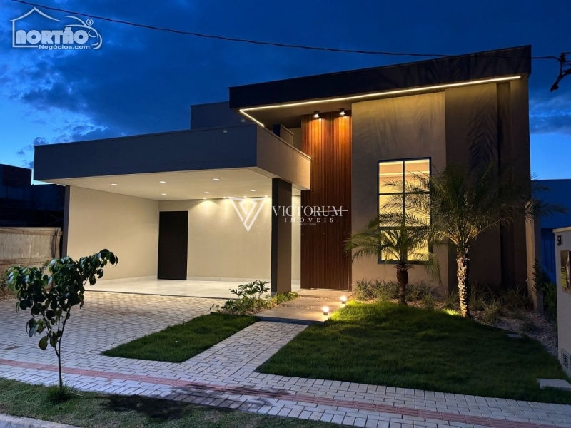 CASA a venda no AQUARELA DOS POEMAS em Sinop/MT