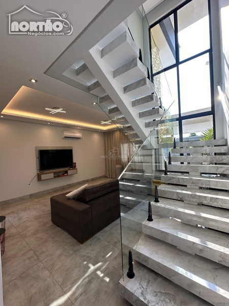 SOBRADO para locação no RESIDENCIAL FLORENÇA em Sinop/MT