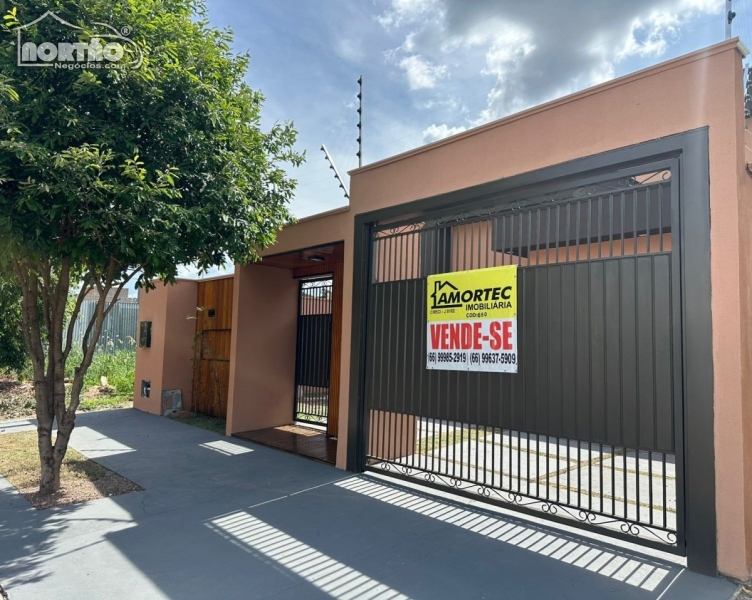 CASA a venda no RESIDENCIAL BOUGAINVILLE em Sinop/MT