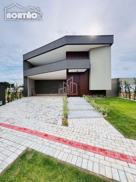 CASA a venda no CONDOMÍNIO AQUARELA DOS POEMAS em Sinop/MT
