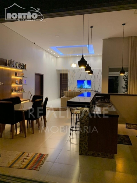 Casa, 3 quartos, 200 m² - Foto 3