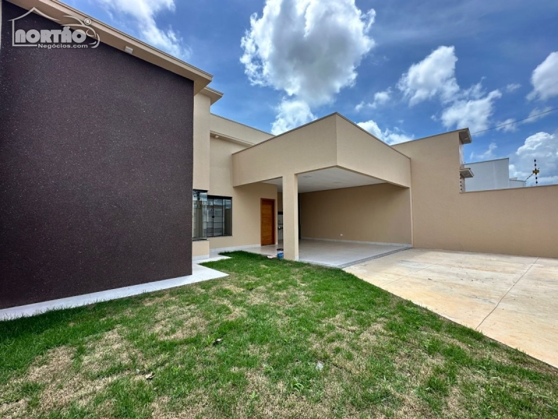 CASA a venda no DEVILLE em Sinop/MT