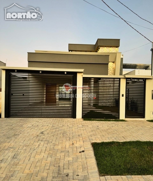 Casa, 3 quartos, 114 m² - Foto 2