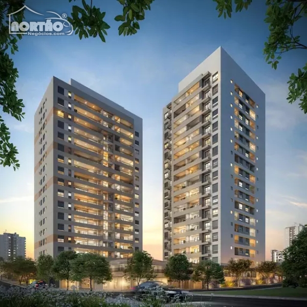 APARTAMENTO A VENDA NO PRAÇA DA ÁRVORE EM SÃO PAULO/SP