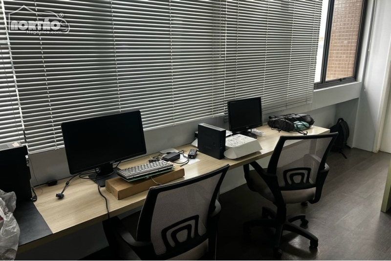 SALA COMERCIAL A VENDA NO CAMPO BELO EM SÃO PAULO/SP