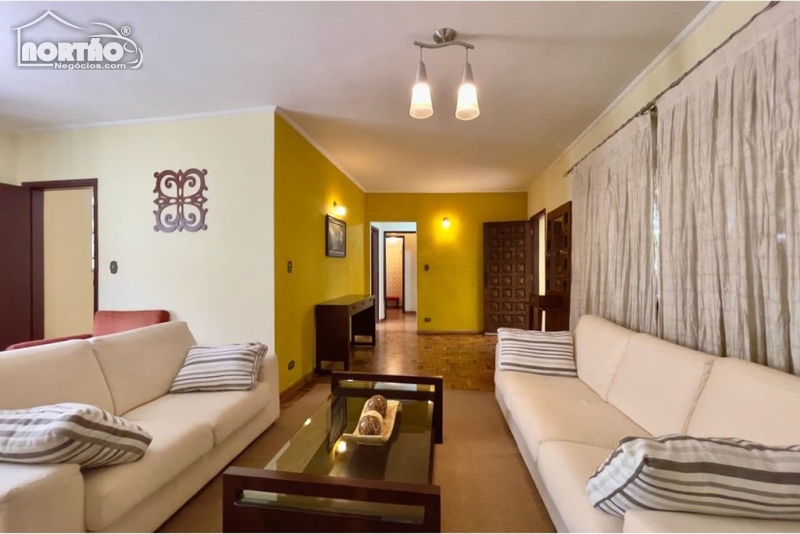 CASA A VENDA NO CAMPO GRANDE EM SÃO PAULO/SP