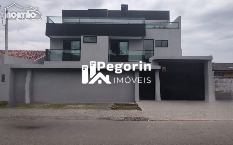 Sobrado a venda no ALTO TARUMÃ em Pinhais/PR