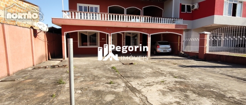 Sobrado a venda no MARIA ANTONIETA em Pinhais/PR