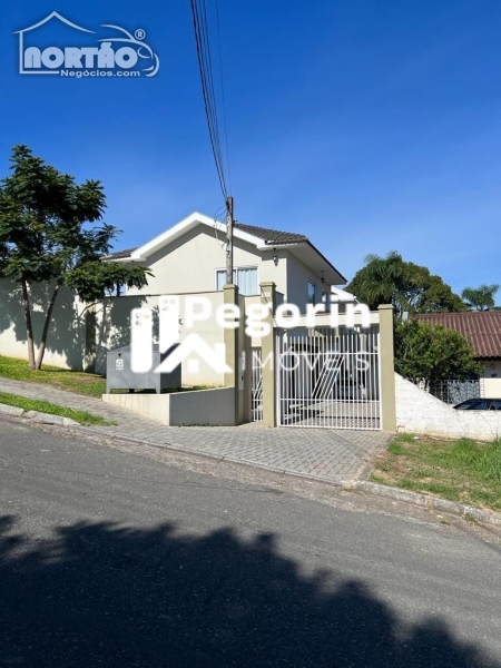 SOBRADO A VENDA NO SANTA CÂNDIDA EM CURITIBA/PR
