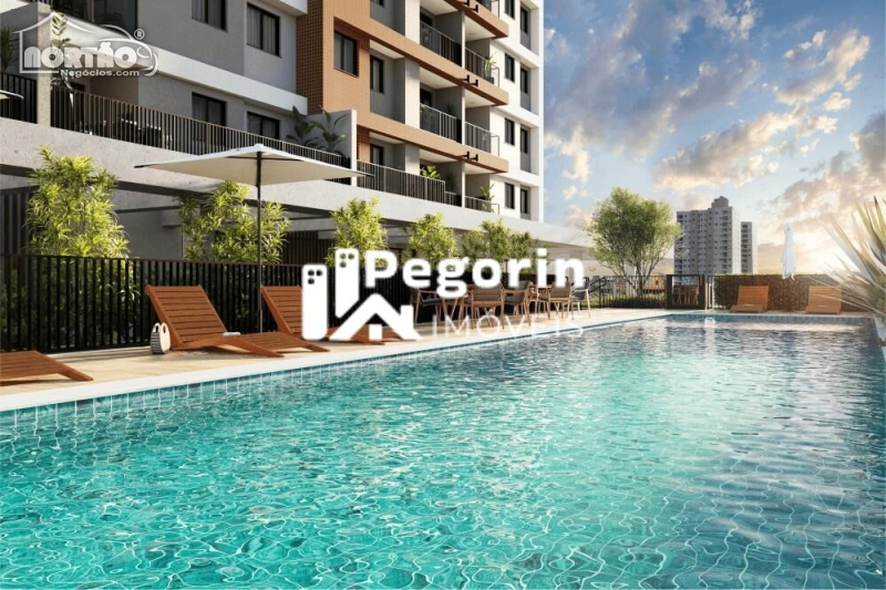 APARTAMENTO A VENDA NO CAPÃO RASO EM CURITIBA/PR