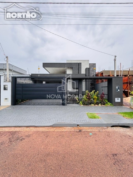 CASA a venda no 4 ESTAÇÕES em Sinop/MT