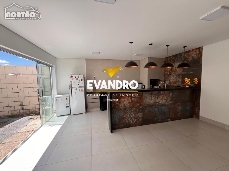 CASA A VENDA NO JARDIM IMPERIAL EM CUIABÁ/MT