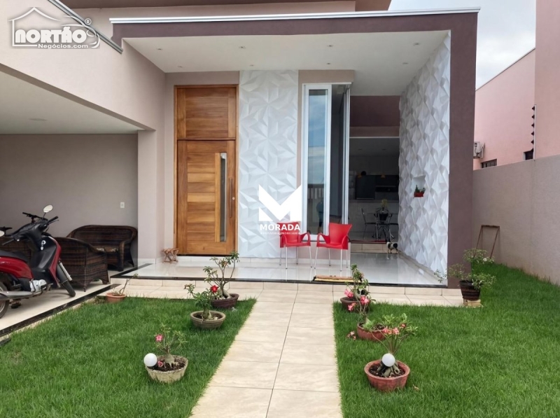 CASA a venda no PORTAL DOS BURITIS em Juara/MT